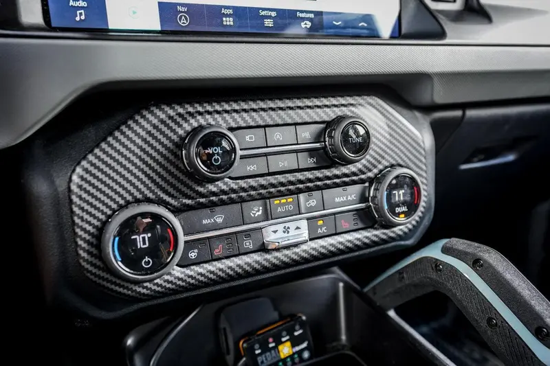 21 Offroad Abs Dash Trim Overlays For Ac & Radio Controls – 2021+ Ford Bronco 3