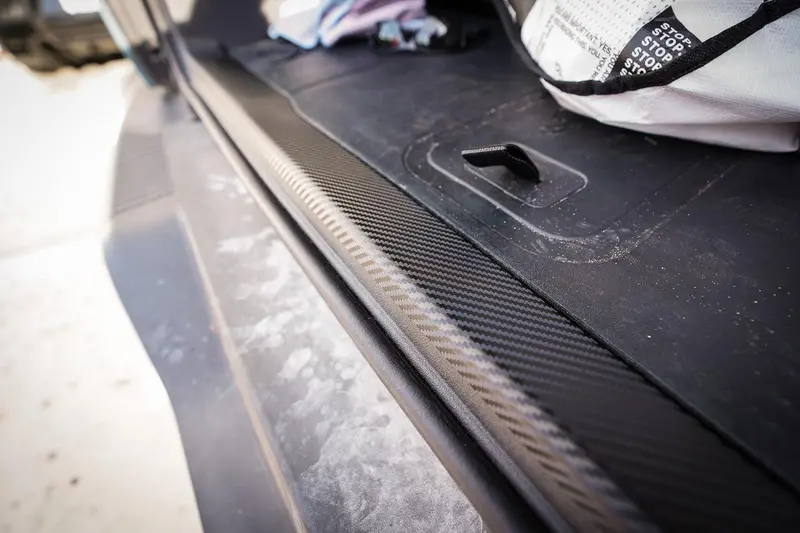 3D Carbon Fiber Trunk Trim Overlay & Protector – 2021+ Bronco 1