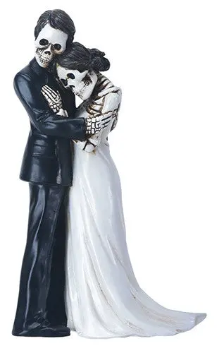 Affectionate Wedding Couple Statue: Embracing Pose, Pack Of 18 1
