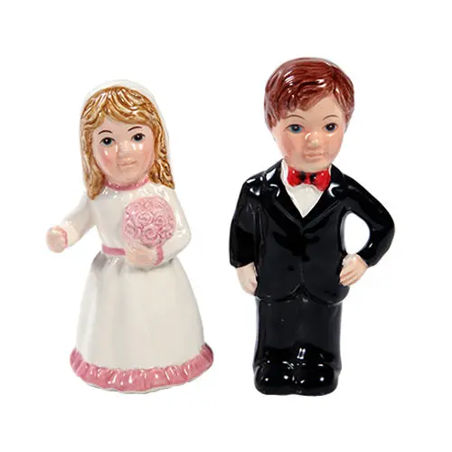 Bride & Groom Salt And Pepper Shakers – Pack Of 36 (Min. Order: 4) 1