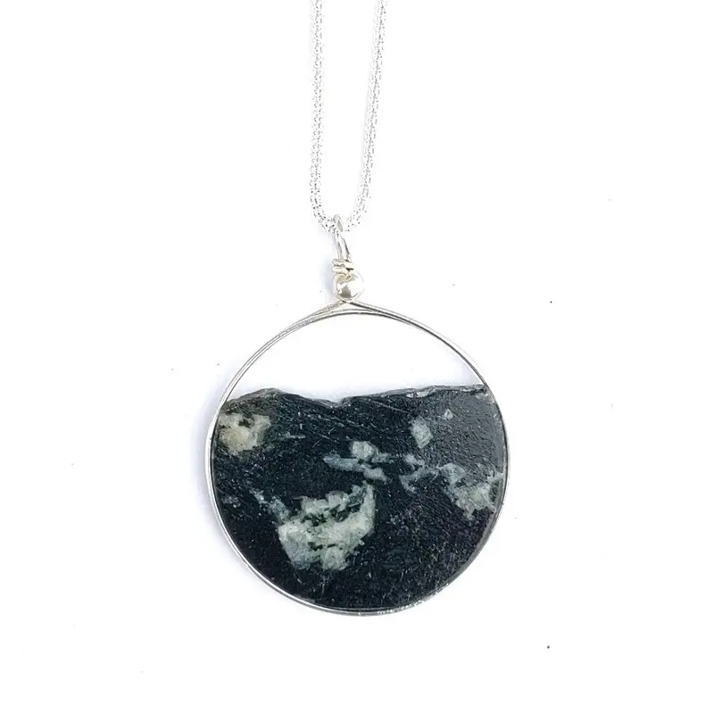 Compact Canadian Horizon Pendant 1