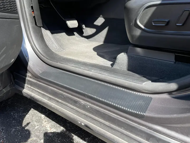Heavy-Duty Door Sill Protectors – Custom Fit For 2020+ Jeep Grand Cherokee L 1