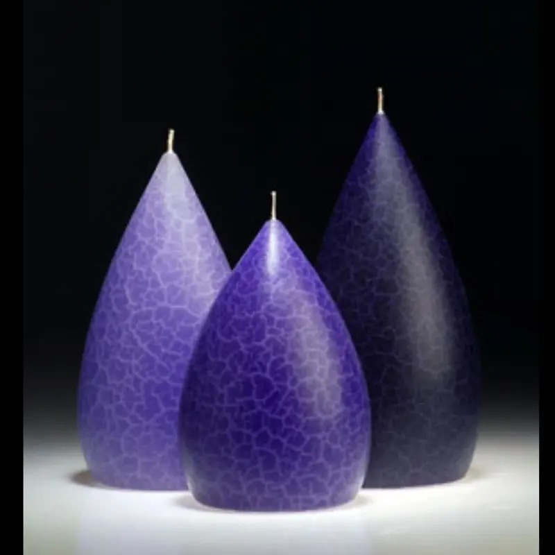 Large Periwinkle Aroma Candle – Calming Lavender-Infused, Ceramic Vessel 1