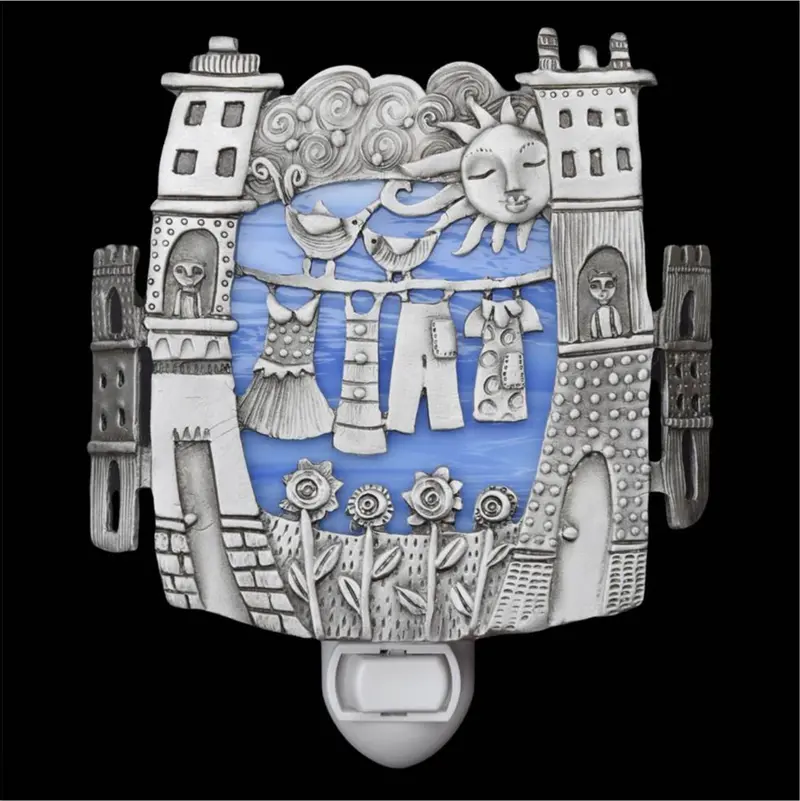 Laundry Line Whimsical Led Night Light 1