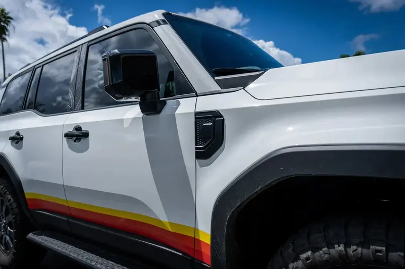 Osd M-Style Fender Garnish Accents For 2024+ Toyota Land Cruiser 1