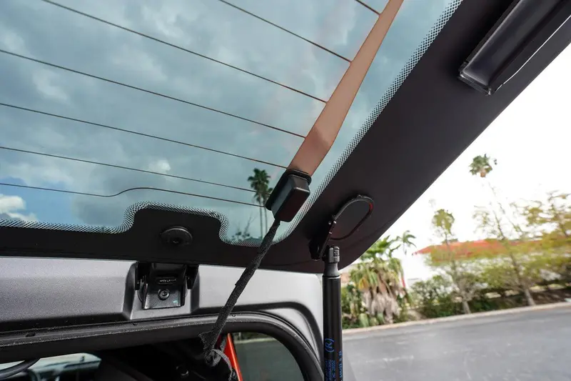 Rear Defroster Connector Protection Caps For 2021+ Bronco Hardtop Models 1