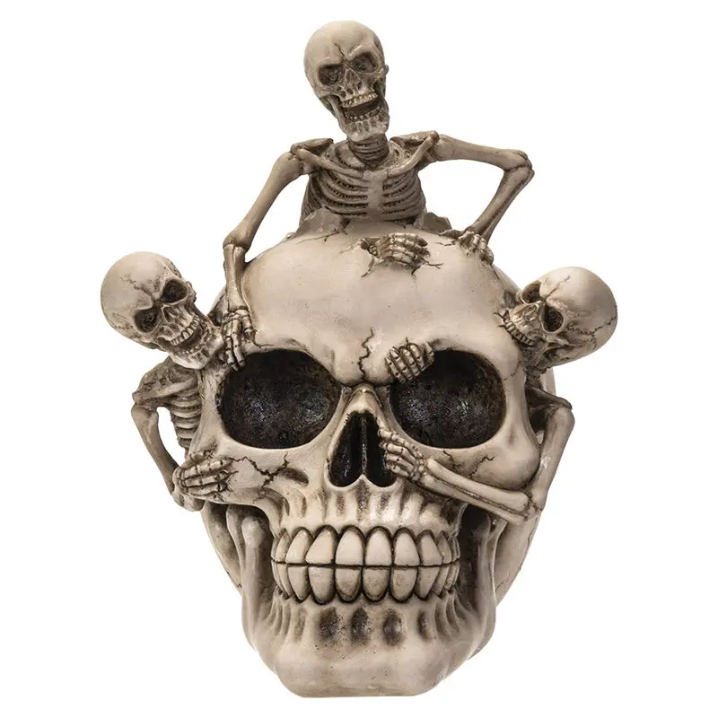 Skull With Three Skeleton Figures – 12-Unit Set 1