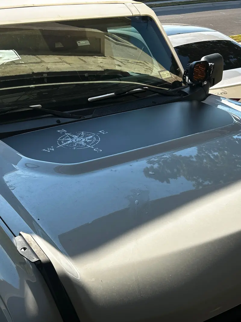 Stealth Black Compass Rose Hood Decal – Printed Design For 2021+ Ford Bronco 1