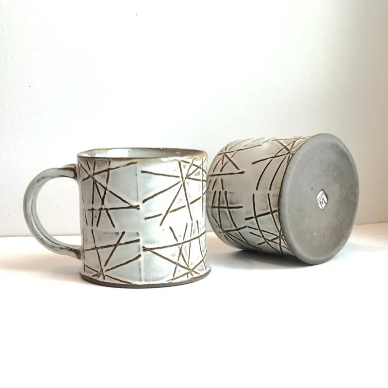 Textured Tall Ceramic Mug – Ergonomic Daily Use 1