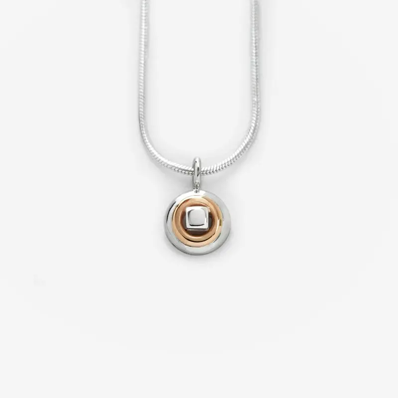 "That'S Me" Personalized Initial Pendant 1