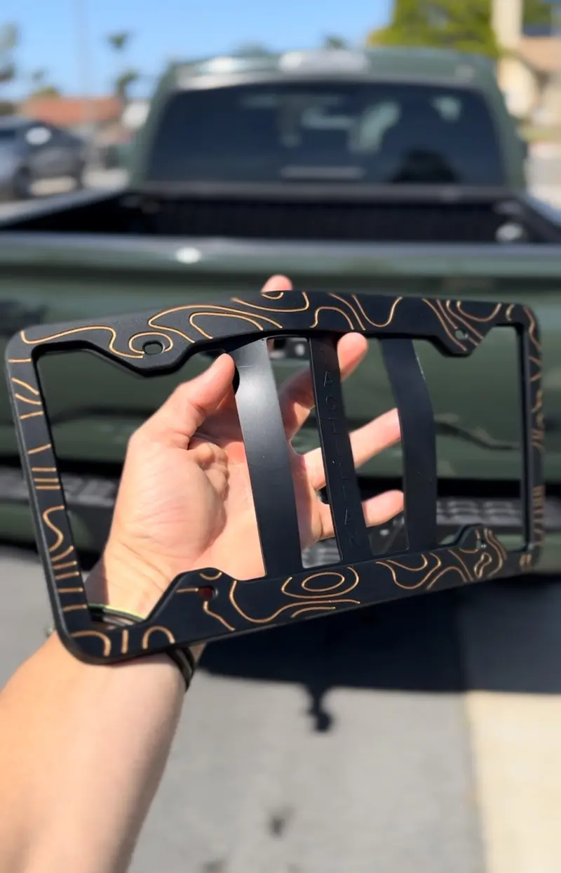 Two-Tone Silicone Topographic License Plate Frame – Anti-Rattle & Scratch-Resistant Design 1
